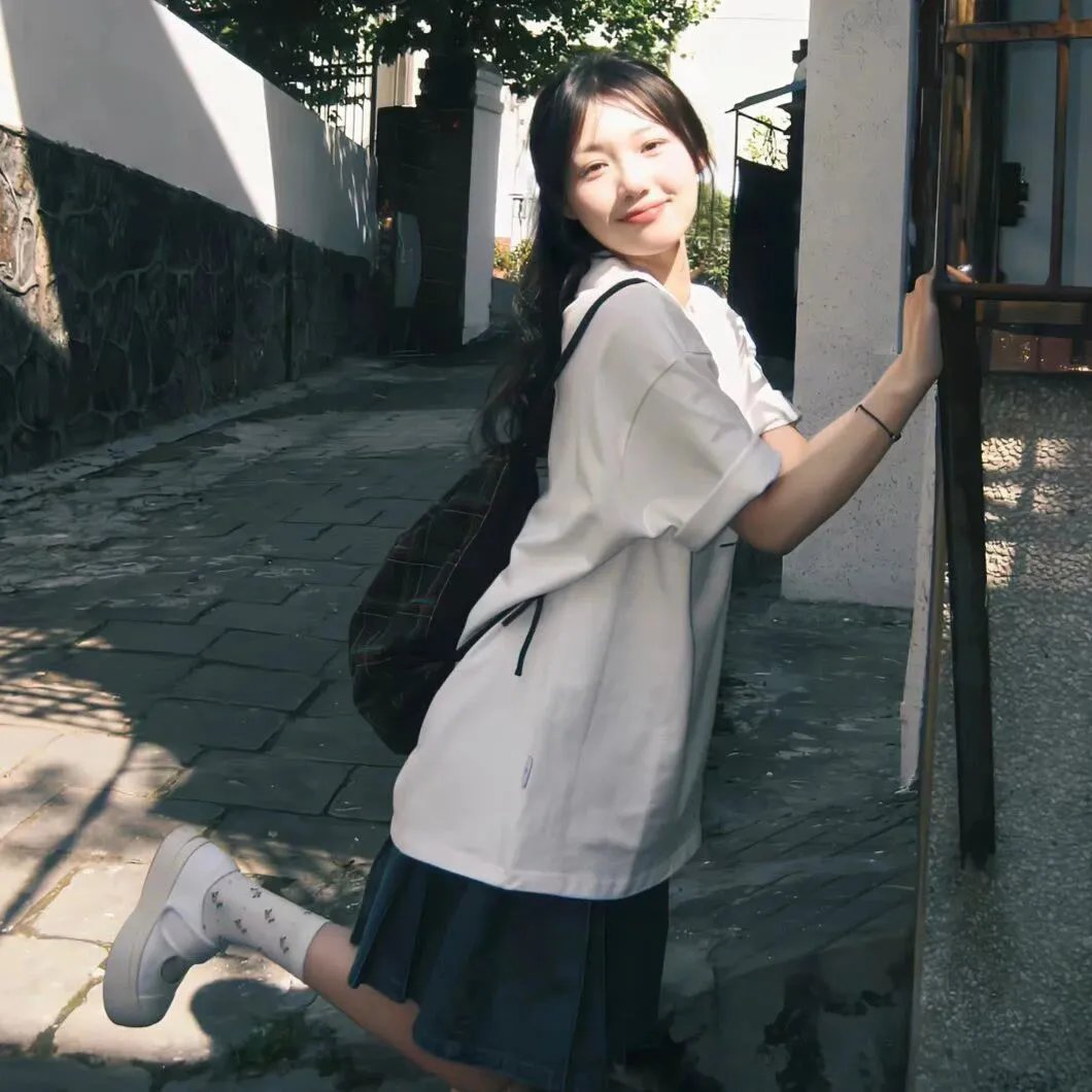华灯艳舞